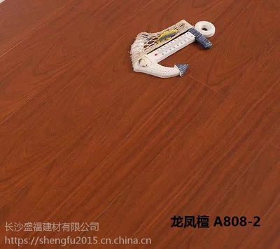 石塑微晶石地板 厂家直销的防水防潮耐磨之选